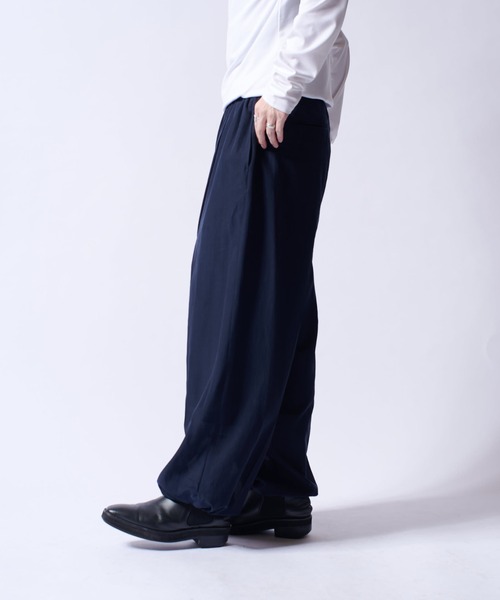 Lui's（ルイス）の「キュプラ混イージーワイドパンツ（その他パンツ・メンズ・ネイビー/チャコールグレー/ブラック・S/M）」の18枚目の写真