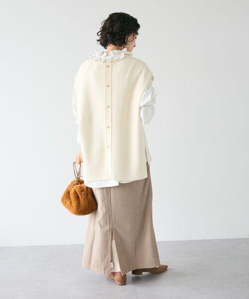 CRAFT STANDARD BOUTIQUE(クラフトスタンダードブティック)の「とてもちクルーネックバックボタンベスト(ベスト・レディース・グレー系その他2/レッド/アイボリー/ブラック・FREE)」の22枚目の写真