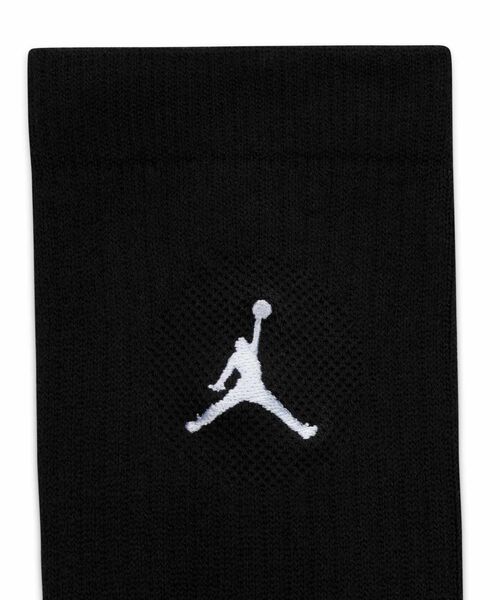 JORDAN BRAND（ジョーダンブランド）の「ジョーダン エブリデイ クルー ソックス (3足) / Jordan Everyday Crew Socks (3 pairs) DX9632-010 Black（ソックス/靴下・メンズ・ブラック・27-29/25-27/21-23/23-25）」の4枚目の写真