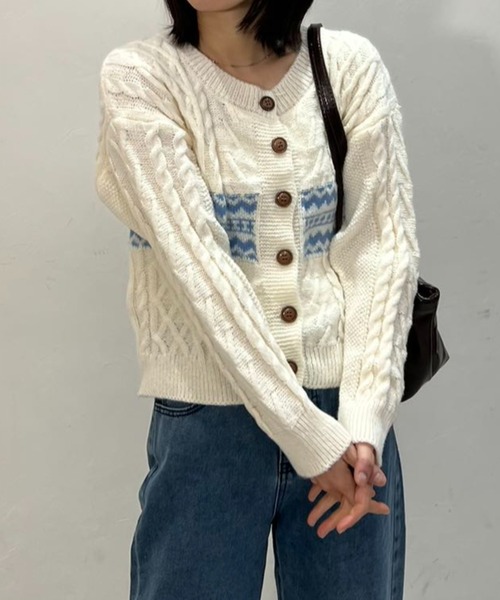 mebole（メボレ）の「ノルディック柄ケーブルニットカーディガン（カーディガン/ボレロ・レディース・グレー/ホワイト・FREE）」の13枚目の写真