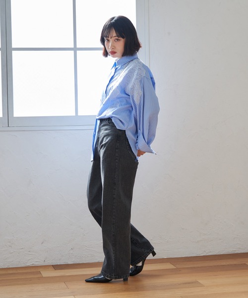 Remind me and forever(リマインドミーアンドフォーエバー)の「デニムストレートパンツ(デニムパンツ・レディース・ブラック/インディゴブルー/ブルー・MEDIUM)」の21枚目の写真