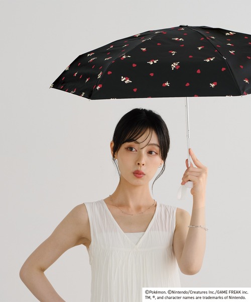 Wpc.(ダブリュピーシー)の「ポケモン 遮光いっしょにいると しあわせ ミニ 折りたたみ 晴雨兼用 日傘 Wpc.(折りたたみ傘・レディース・ホワイト/ブラック・FREE)」の9枚目の写真