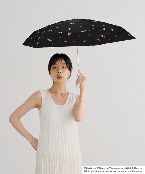 Wpc.(ダブリュピーシー)の「ポケモン 遮光いっしょにいると しあわせ ミニ 折りたたみ 晴雨兼用 日傘 Wpc.(折りたたみ傘・レディース・ホワイト/ブラック・FREE)」の10枚目の写真