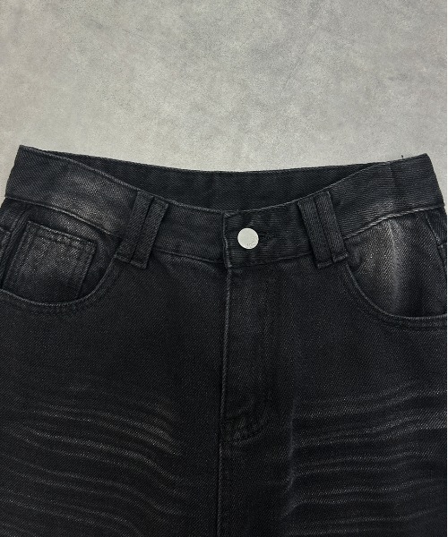 ad thie(アドティエ)の「【ZOZO限定】ウォッシュ加工 ストレートデニム(デニムパンツ・レディース・ブラック・MEDIUM/SMALL)」の6枚目の写真