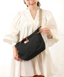 and it_ | 多収納にこだわった大人はっ水ショルダー(ショルダーバッグ)