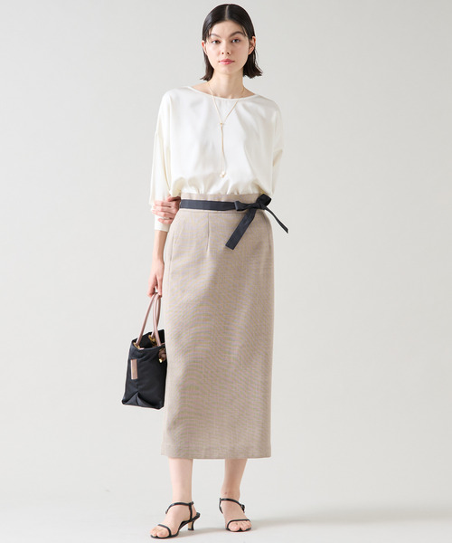 Tiara（ティアラ）の「ミニリボン付ロングタイトスカート（セットアップ可）（スカート・レディース・オフホワイト/キナリ/ブラック・2/3）」の16枚目の写真