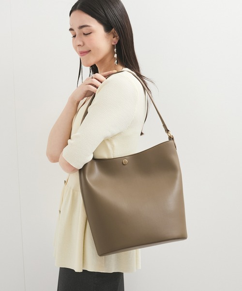 le cercle ADAM ET ROPE'（ルセルクルアダムエロペ）の「ワンハンドルバケツバッグ（ショルダーバッグ・レディース・ブラック/ベージュ系・FREE）」の21枚目の写真