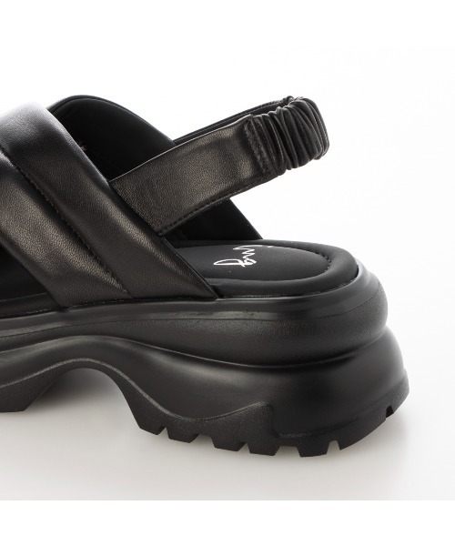 ing（イング）の「厚底クロスベルトスポーツサンダル（サンダル・レディース・ベージュ/ブラック・M/L/S）」の3枚目の写真