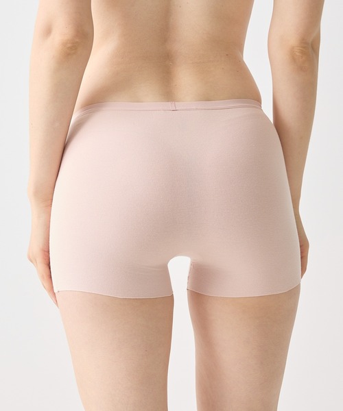 GUNZE(グンゼ)の「いいここち快適ショーツ ひびきにくい 綿85% レギュラーショーツ 1分丈(ショーツ・レディース・ブラック/杢グレー/ベージュ系その他/ピンク系その他・MEDIUM/LARGE/X-LARGE)」の7枚目の写真