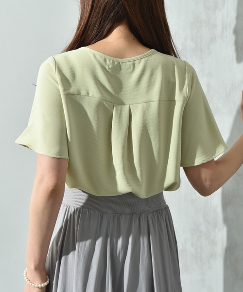 INTERPLANET（インタープラネット）の「【接触冷感・UV】ポーラメタルパーツタックブラウス（シャツ/ブラウス・レディース・ブラック/オフホワイト/ブルー/イエロー・FREE）」の21枚目の写真