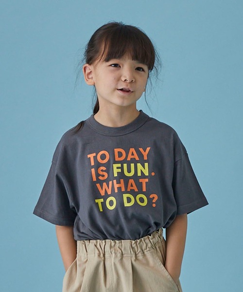 FOV(フォブ)の「フォブ TODAYISFUN Tシャツ(Tシャツ/カットソー・キッズ・ホワイト/ブルー/チャコールグレー・L/XL/M/S)」の2枚目の写真