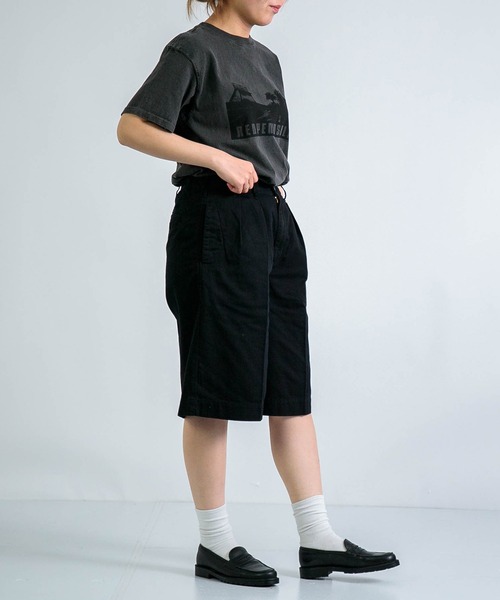 D.M.G.（ドミンゴ）の「[ D.M.G / ディーエムジー ] US天竺 SSプリントTee 【RP PHOTO】（Tシャツ/カットソー・レディース・マスタード/ブラック/ホワイト・S/M）」の8枚目の写真