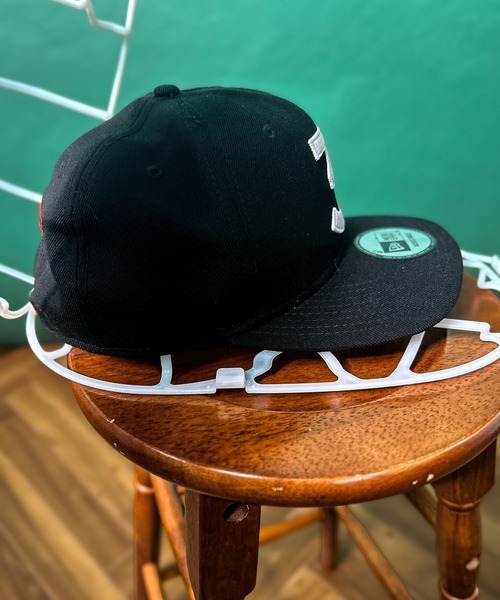 CALIFORNIA OUTFITTERS（カリフォルニア アウトフィッターズ）の「3-3A33 キャップ 洗濯 型崩れ防止 固定ホルダー（ランドリーグッズ・レディース・ホワイト/ブラック・ONESIZE）」の19枚目の写真