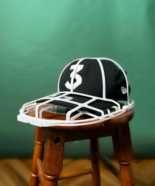 CALIFORNIA OUTFITTERS（カリフォルニア アウトフィッターズ）の「3-3A33 キャップ 洗濯 型崩れ防止 固定ホルダー（ランドリーグッズ・レディース・ホワイト/ブラック・ONESIZE）」の14枚目の写真