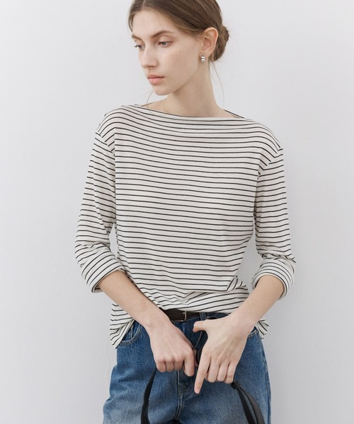 tageechita（タジチタ）の「【tageechita】ウールブレンドベーシック ボートネック Tシャツ（Tシャツ/カットソー・レディース・グレイッシュベージュ/グレー/ブラック×ホワイト・S/M/L）」の5枚目の写真