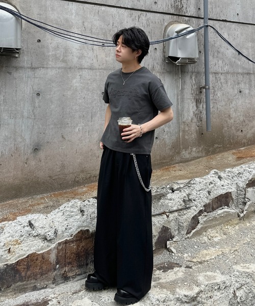 ADAMASTE（アダマスト）の「pigment logo TEE - ピグメントロゴT（Tシャツ/カットソー・メンズ・レッド/ブラック・MEDIUM/LARGE）」の5枚目の写真