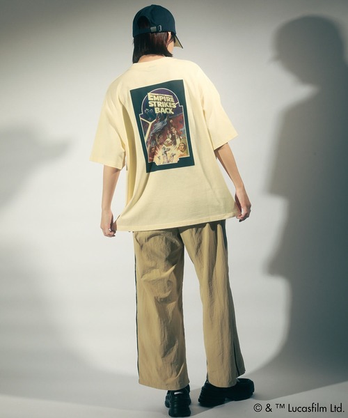 STAR WARS(スターウォーズ)の「STAR WARS/グラフィック半袖BIGTEE(Tシャツ/カットソー・レディース・ブラック/クリーム/オートミール/ホワイト・FREE)」の12枚目の写真
