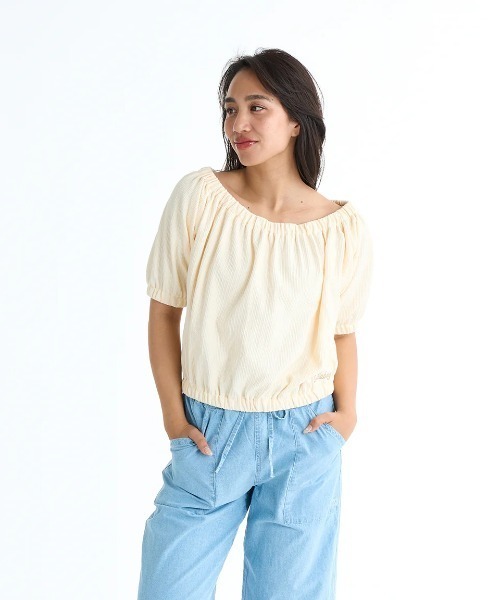 BILLABONG(ビラボン)の「BILLABONG レディース 【CHILLWEAR】 JACQUARD RIB TOPS Tシャツ 【2025年春夏モデル】/ビラボン2WAYデザイン半袖トップス(Tシャツ/カットソー・レディース・オレンジ系その他/アイボリー/ブラック・MEDIUM)」の1枚目の写真