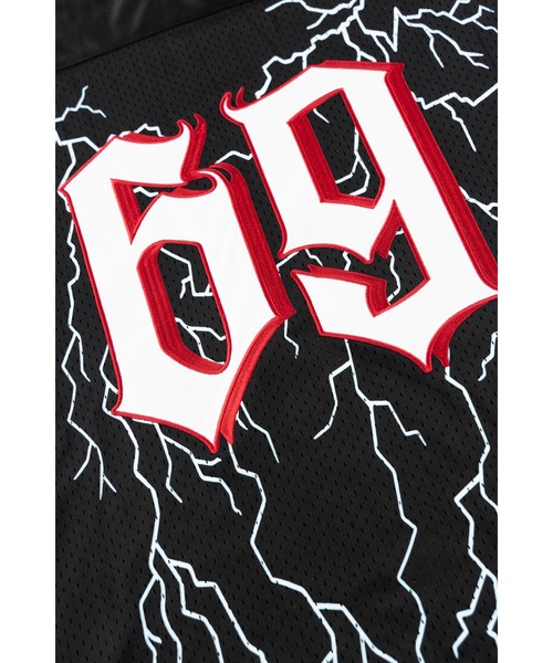 WOKE EDGE（ウォークエッジ）の「ティーシャツ｜Thunder Football Shirt｜WOKE EDGE（Tシャツ/カットソー・メンズ・ブラック・L/M/XL/S）」の8枚目の写真