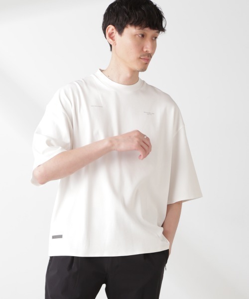 NANO universe(ナノユニバース)の「「EVERLAST」 アンチスメル リラックスフィット プリントTシャツ(Tシャツ/カットソー・メンズ・ホワイト/ブラック/チャコール・M/L)」の2枚目の写真