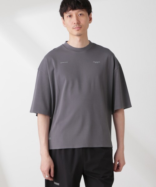 NANO universe(ナノユニバース)の「「EVERLAST」 アンチスメル リラックスフィット プリントTシャツ(Tシャツ/カットソー・メンズ・ホワイト/ブラック/チャコール・M/L)」の3枚目の写真