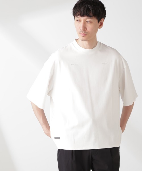 NANO universe(ナノユニバース)の「「EVERLAST」 アンチスメル リラックスフィット プリントTシャツ(Tシャツ/カットソー・メンズ・ホワイト/ブラック/チャコール・M/L)」の4枚目の写真