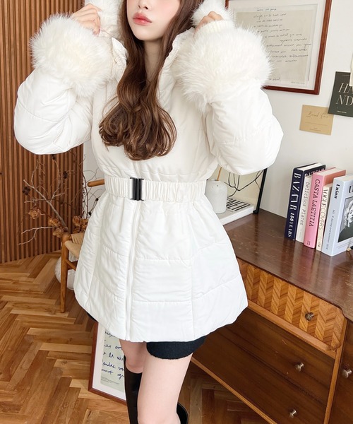 セール】ベルト付きフードファーダウンコート（ダウンジャケット