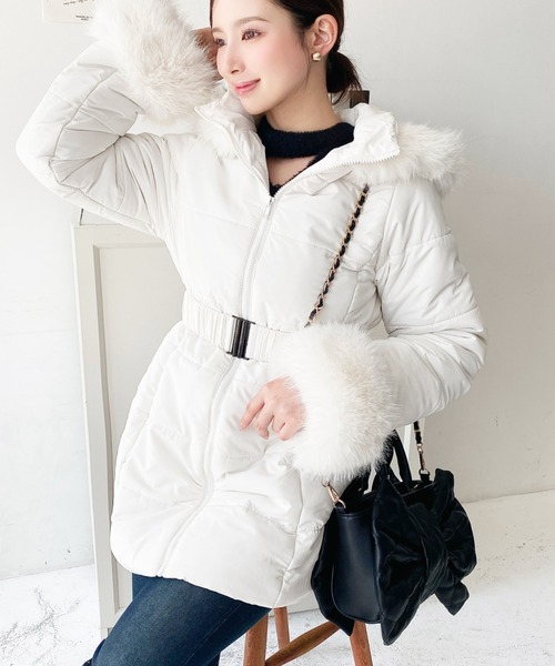 セール】ベルト付きフードファーダウンコート（ダウンジャケット