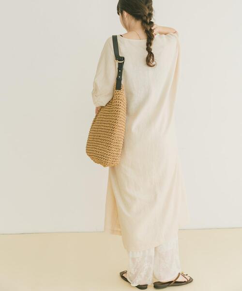ITEMS URBANRESEARCH（アイテムズ アーバンリサーチ）の「リネンレーヨンドルマンワンピース（ワンピース・レディース・ブラウン/ライトベージュ/ブラウン系その他・FREE）」の7枚目の写真