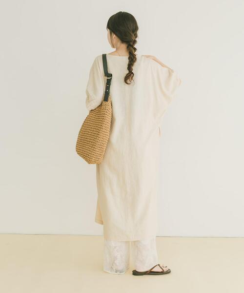 ITEMS URBANRESEARCH（アイテムズ アーバンリサーチ）の「リネンレーヨンドルマンワンピース（ワンピース・レディース・ブラウン/ライトベージュ/ブラウン系その他・FREE）」の8枚目の写真