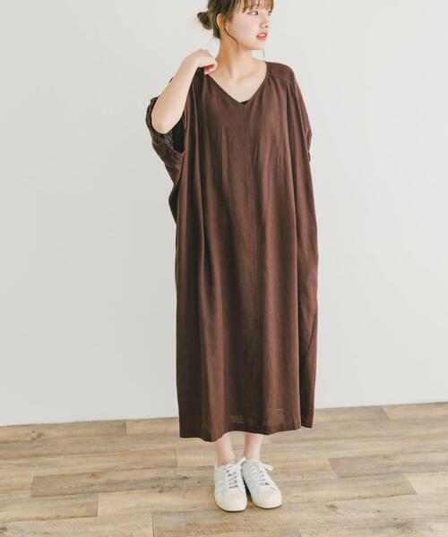 ITEMS URBANRESEARCH（アイテムズ アーバンリサーチ）の「リネンレーヨンドルマンワンピース（ワンピース・レディース・ブラウン/ライトベージュ/ブラウン系その他・FREE）」の21枚目の写真