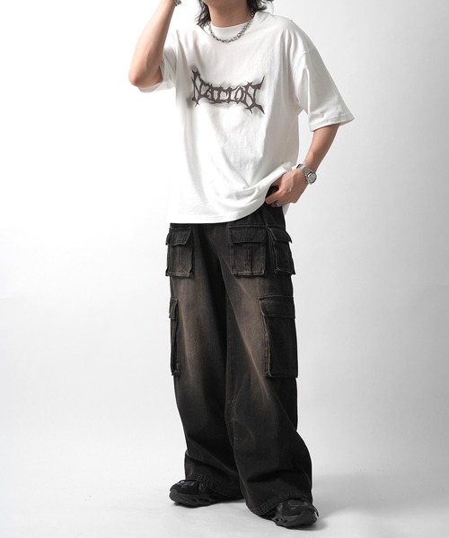 ILL'S（イルズ）の「ボックスシルエット グランジ風 Y2Kモチーフ 韓国風 バックプリント メンズ レディース（Tシャツ/カットソー・メンズ・グレー系/ブラック系その他/ホワイト系その他/ブラック/チャコールグレー/ホワイト・L/M）」の17枚目の写真