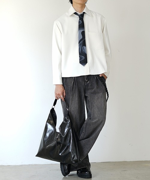 MinoriTY（マイノリティ）の「【MinoriTY】エアリードレープショート丈ロングレギュラーカラーシャツ メンズ 短丈 オープンカラーシャツ 春シャツ 春服（シャツ/ブラウス・メンズ・ホワイト/ブルー/チャコール/モカ・S/M/L）」の9枚目の写真