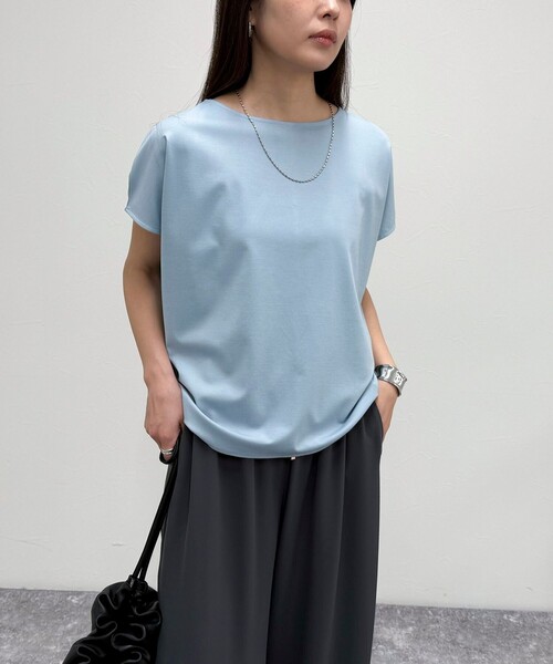 fredy emue（フレディエミュ）の「コクーンカットソーブラウス（Tシャツ/カットソー・レディース・チャコールグレー/オフホワイト/ブラック/サックスブルー・38）」の19枚目の写真