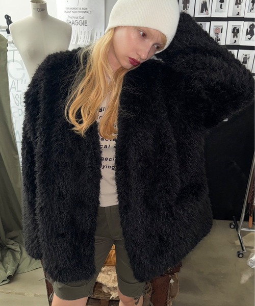 SHAGGIE（シャギー）の「【ViVi掲載】プードルボアダブルテーラードジャケット（テーラードジャケット・レディース・ブラック/ピンク/ベージュ・FREE）」の4枚目の写真