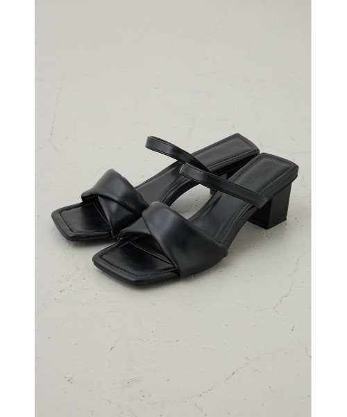 AZUL by moussy(アズールバイマウジー)の「ツイストベルトサンダル(サンダル・レディース・アイボリー/ブラック・SMALL/MEDIUM/LARGE)」の1枚目の写真