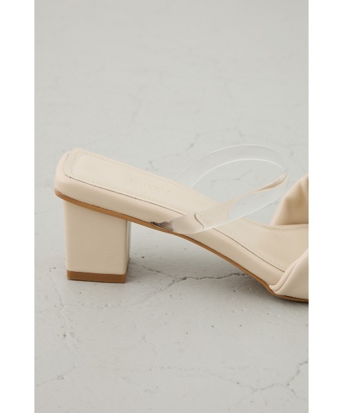 AZUL by moussy(アズールバイマウジー)の「ツイストベルトサンダル(サンダル・レディース・アイボリー/ブラック・SMALL/MEDIUM/LARGE)」の8枚目の写真
