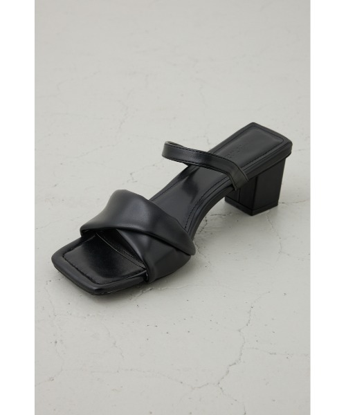 AZUL by moussy(アズールバイマウジー)の「ツイストベルトサンダル(サンダル・レディース・アイボリー/ブラック・SMALL/MEDIUM/LARGE)」の19枚目の写真