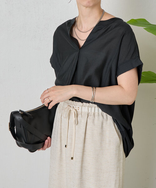 Jena espace merveilleux（ジェナ　エスパスメルヴェイユ）の「【スッキリ半袖シャツ】フロントタックシアーブラウス（シャツ/ブラウス・レディース・グレー/ブラック/グリーン・FREE）」の9枚目の写真