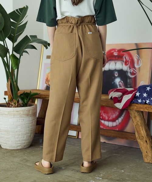 Lee(リー)の「Lee/リー BELTED EASY PANTS イージーパンツ ベルトリボン センタープレス テーパード スラックス(スラックス・メンズ・グレー/ライトグリーン/ブラック・M/L)」の16枚目の写真