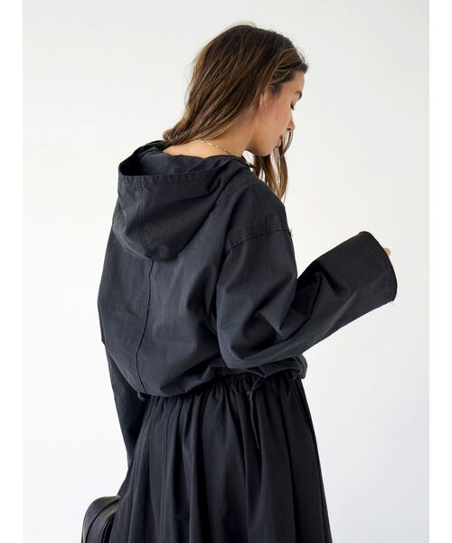 Ungrid（アングリッド）の「フードデザインルーズトップス（パーカー・レディース・ブルー/オフホワイト/ブラック・FREE）」の10枚目の写真