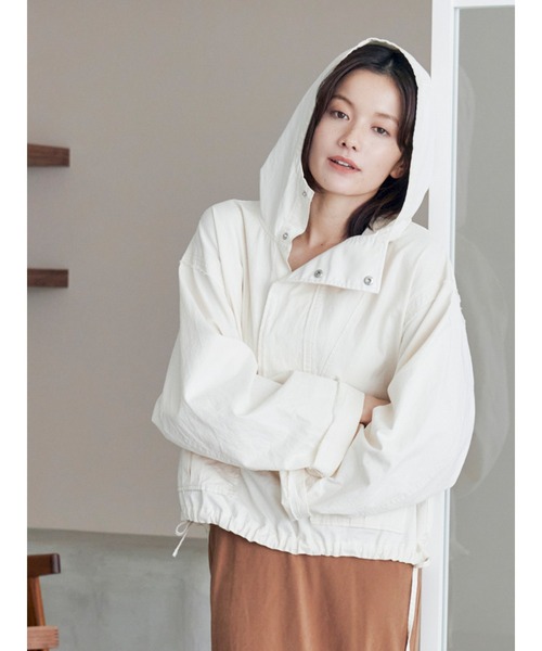 Ungrid（アングリッド）の「フードデザインルーズトップス（パーカー・レディース・ブルー/オフホワイト/ブラック・FREE）」の2枚目の写真