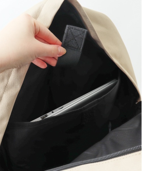 BEN DAVIS(ベンデイビス)の「BEN DAVIS ベンデイビス LARGE DAYPACK(バックパック/リュック・レディース・ライトベージュ/ブラック×パープル/ブラック×ホワイト/ブラック×レッド・FREE)」の8枚目の写真