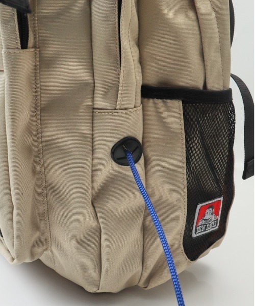 BEN DAVIS(ベンデイビス)の「BEN DAVIS ベンデイビス LARGE DAYPACK(バックパック/リュック・レディース・ライトベージュ/ブラック×パープル/ブラック×ホワイト/ブラック×レッド・FREE)」の9枚目の写真