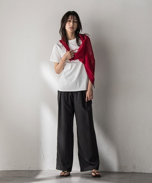 MAYSON GREY(メイソングレイ)の「ブラシ刺繍ロゴTシャツ≪手洗い可能≫(Tシャツ/カットソー・レディース・ブラック/レッド/オフホワイト・M)」の11枚目の写真