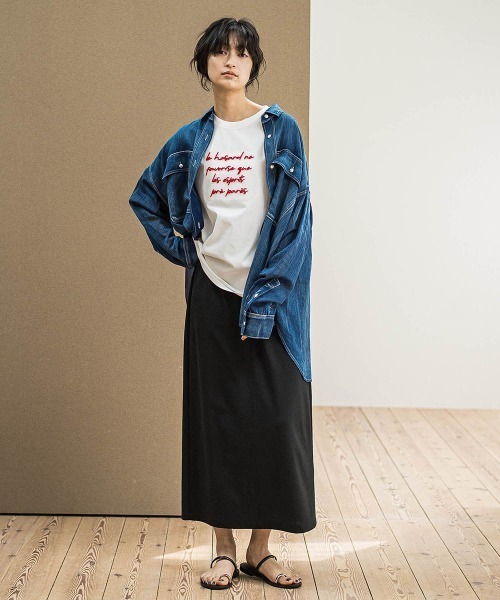 MAYSON GREY(メイソングレイ)の「ブラシ刺繍ロゴTシャツ≪手洗い可能≫(Tシャツ/カットソー・レディース・ブラック/レッド/オフホワイト・M)」の10枚目の写真