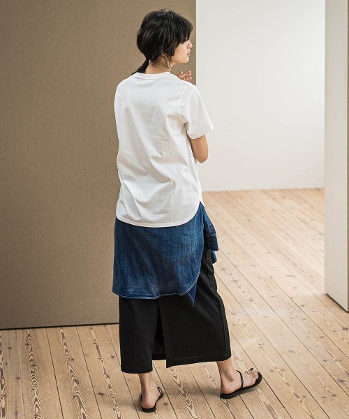 MAYSON GREY(メイソングレイ)の「ブラシ刺繍ロゴTシャツ≪手洗い可能≫(Tシャツ/カットソー・レディース・ブラック/レッド/オフホワイト・M)」の8枚目の写真