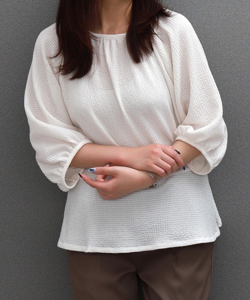 libelle more（リベル モア）の「〈洗える〉ふくれジャガードペプラムトップス（Tシャツ/カットソー・レディース・アイボリー/ライトグリーン/ブラック・M）」の8枚目の写真