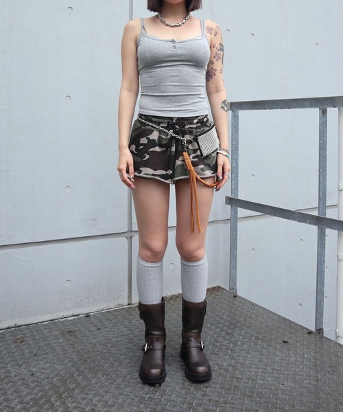 FIG&VIPER（フィグアンドバイパー）の「カップ付チェックレイヤードキャミ（キャミソール・レディース・グレー/レッド/ホワイト・FREE）」の21枚目の写真