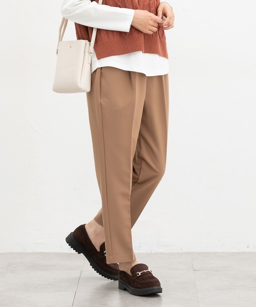 Honeys（ハニーズ）の「【美ージー・ストレッチ・マシンウォッシャブル・イージーケア】美ージーテーパード（股下６０ｃｍ）（スラックス・レディース・ダークベージュ/グリーン/ネイビー/ヘザーチャコール/ブラック/キャメル・S/M/L/3L/SS/LL）」の6枚目の写真